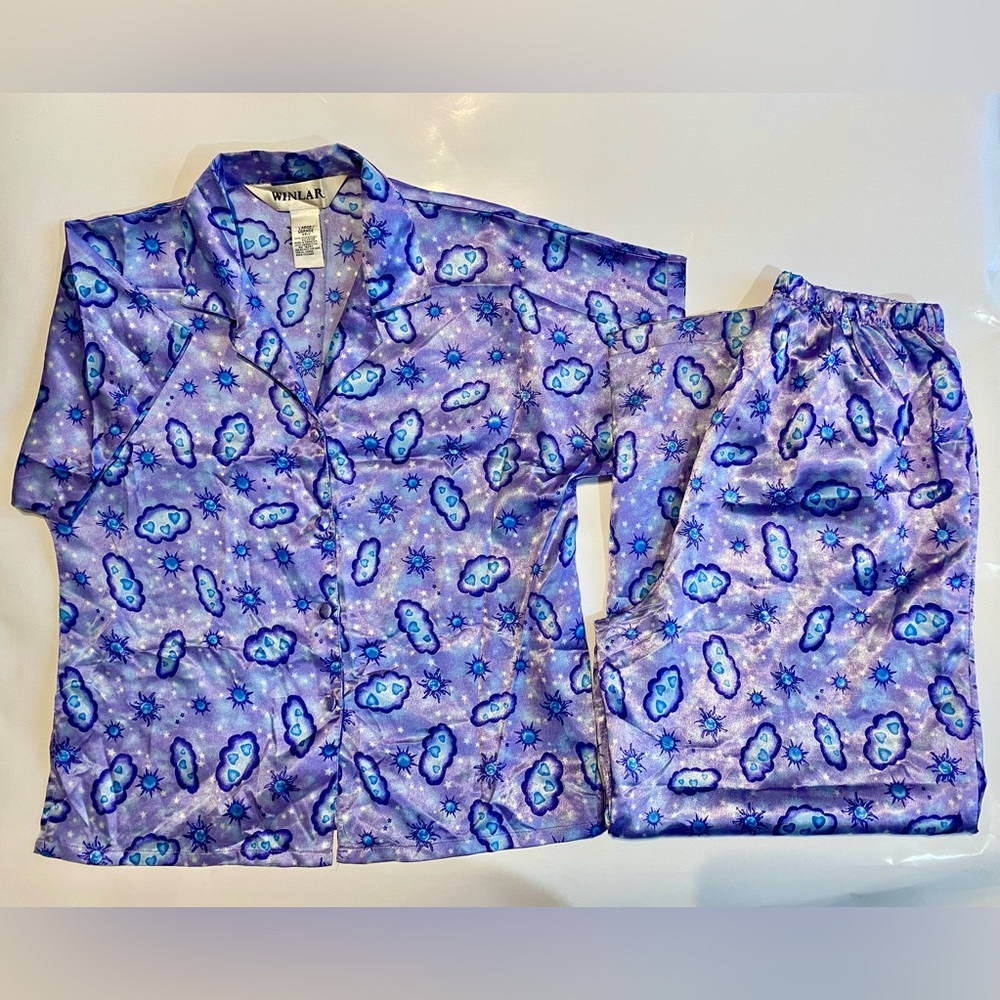 Vintage winlar 2 piece pajama set with purple sky pattern